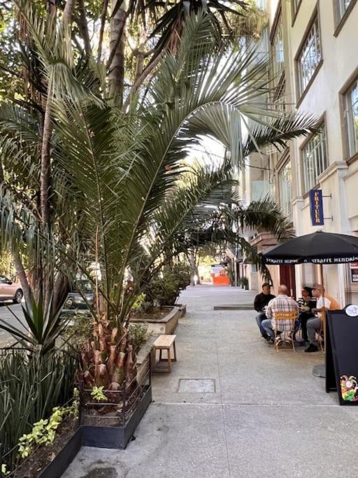 Condesa Campeche 9 Comfortable 2 Bedroom, 1 Bath Retreat Featuring Generous Spaces